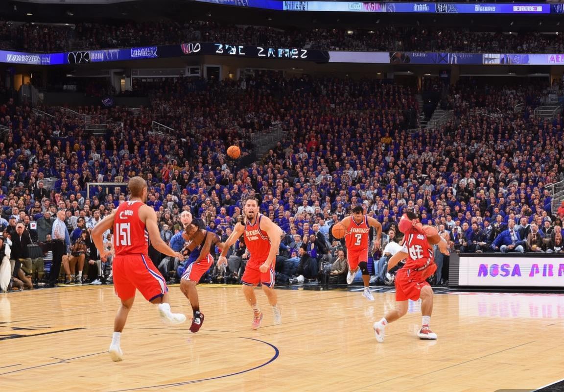 2020年NBA快船VS太阳巅峰对决：激情燃烧的篮球佳话(图1)