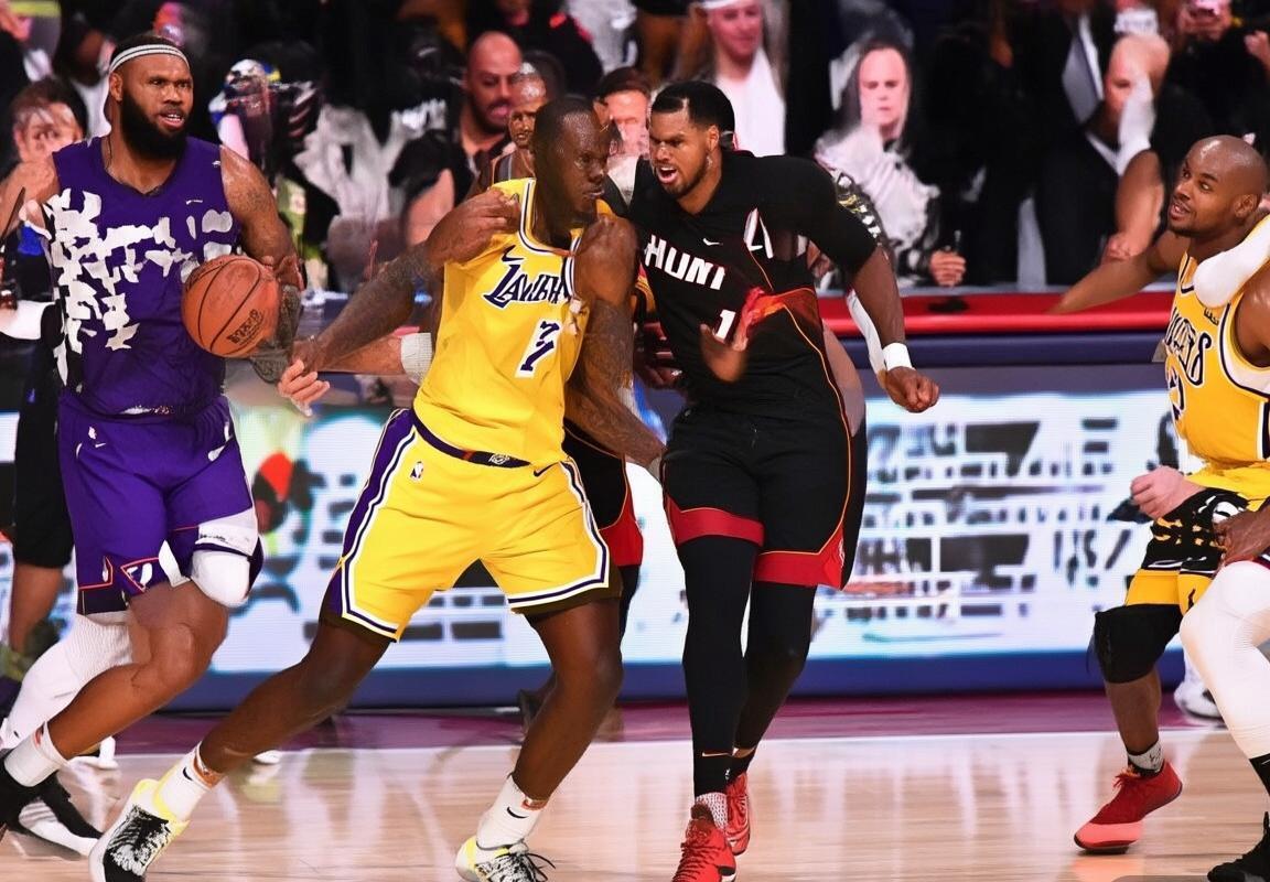 湖人战术精准，热火三分投射受制，总决赛湖人再赢一城(图1)